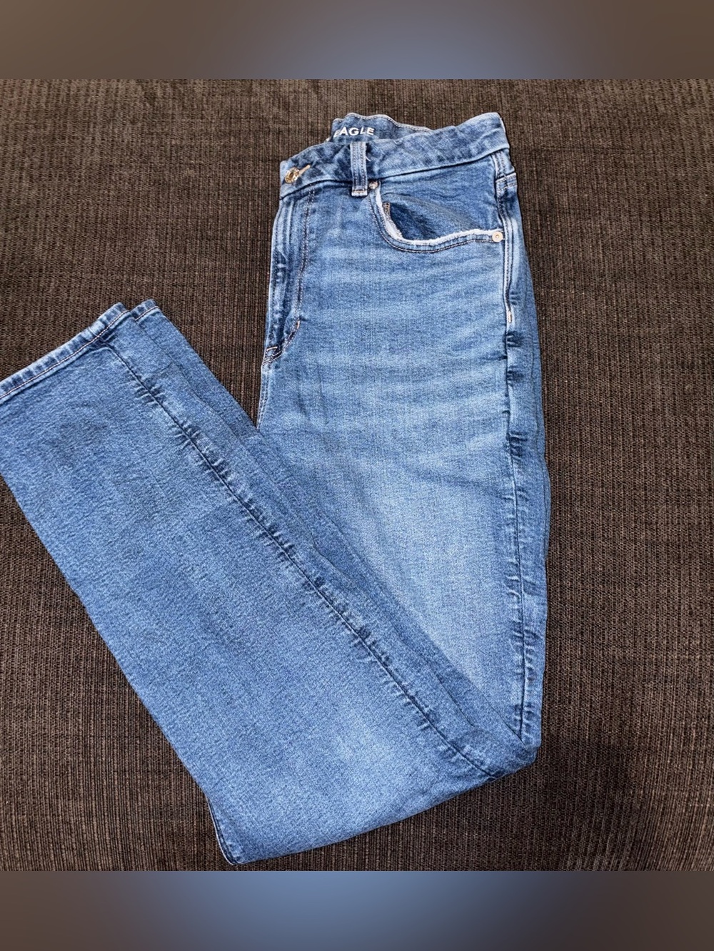 American Eagle Outfitters Women's High-Rise Medium Blue Jeans